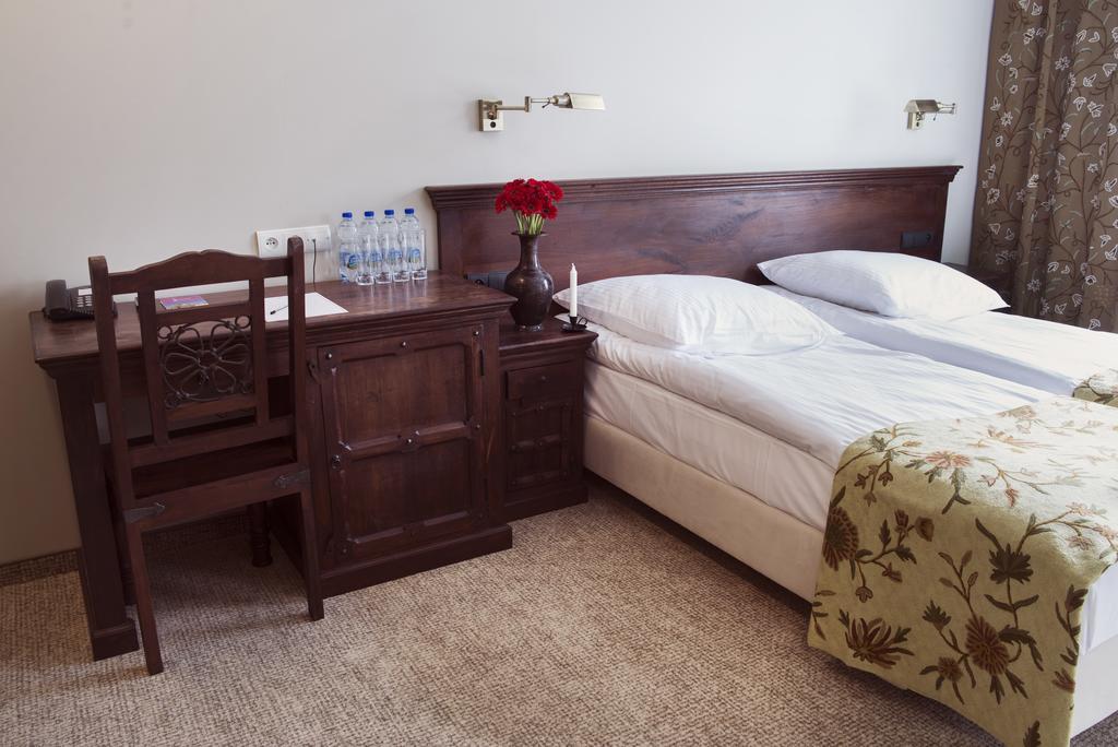 Orient Palace Bielany Wrocławskie Quarto foto