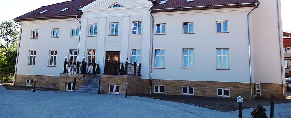 Orient Palace Bielany Wrocławskie Exterior foto